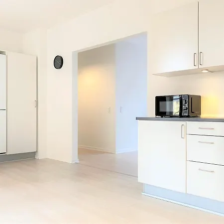 Apartment Three Bedroom In Esbjerg, Kronprinsensgade 20