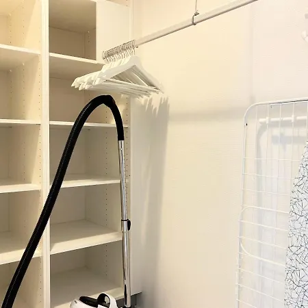 Three Bedroom In Esbjerg, Kronprinsensgade 20 *