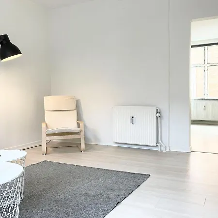Three Bedroom In Esbjerg, Kronprinsensgade 20 * 埃斯比约