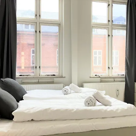 Three Bedroom In Esbjerg, Kronprinsensgade 20 Appartamento